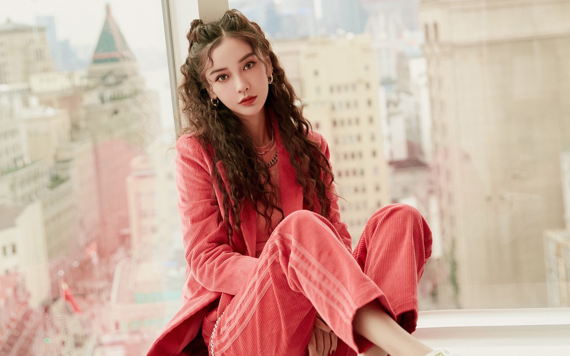 “马丁·高尔西成为美洲狮队防线的中流砥柱,展现强大领导力”